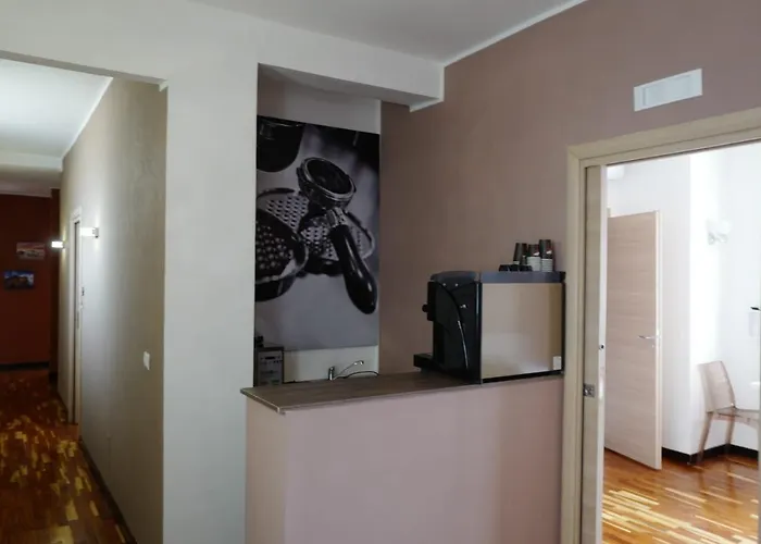 Sant'anna 3* نابولي