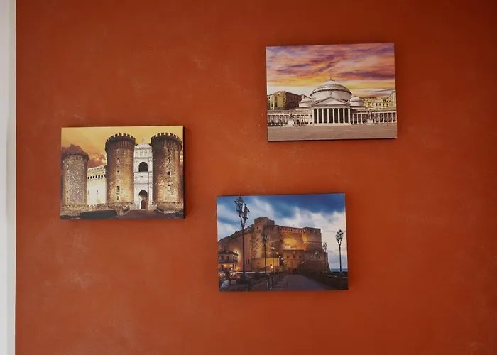 فندق مبيت وإفطار Sant'anna نابولي